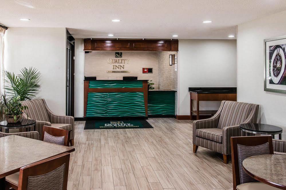Hampton Inn&Suites Detroit/Warren Exterior foto